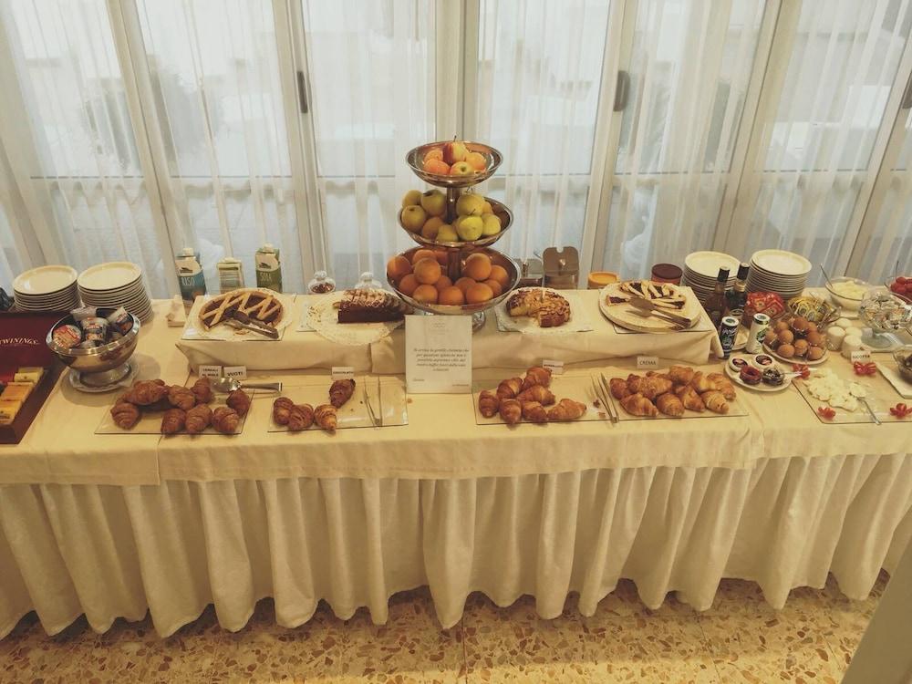 Hotel Maarea Milano Marittima Ngoại thất bức ảnh