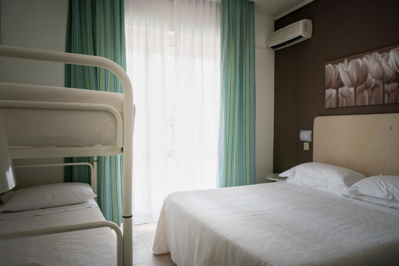 Hotel Maarea Milano Marittima Ngoại thất bức ảnh