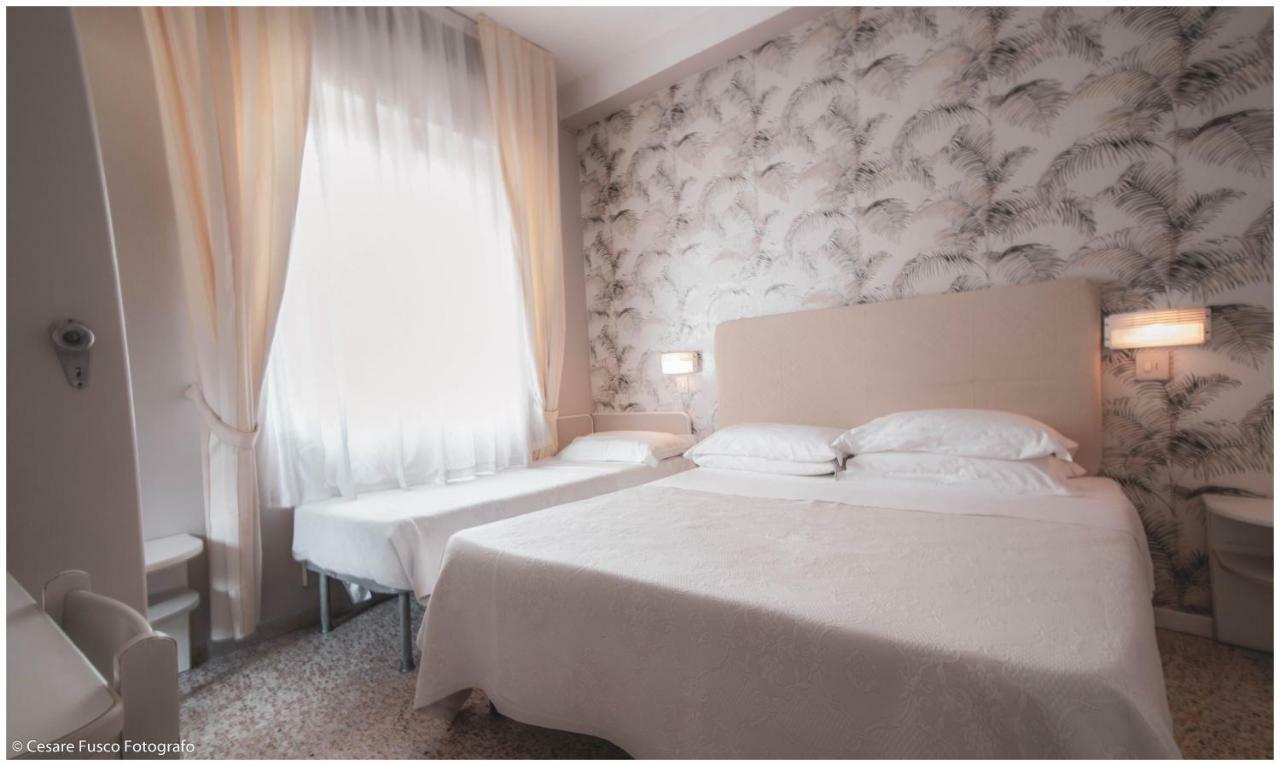 Hotel Maarea Milano Marittima Ngoại thất bức ảnh